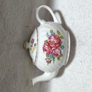 Arthur Wood & Son 6442 White Floral Ceramic Tea Pot - Vintage